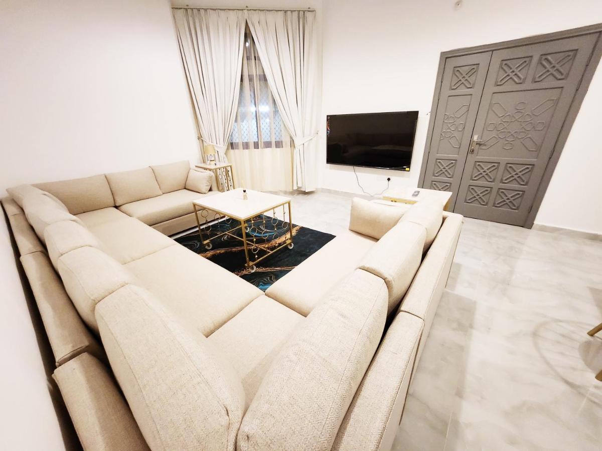 Moods Holiday Homes Al Ain Luaran gambar