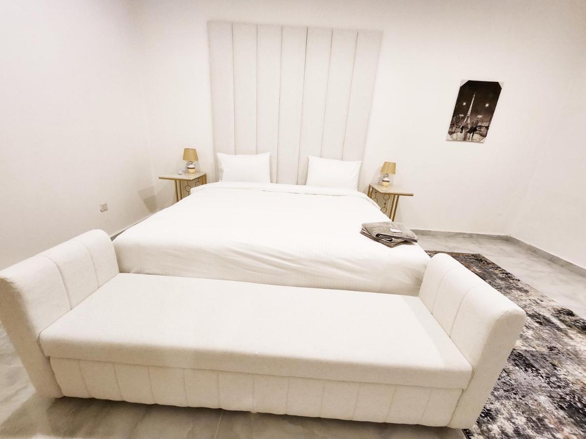 Moods Holiday Homes Al Ain Luaran gambar